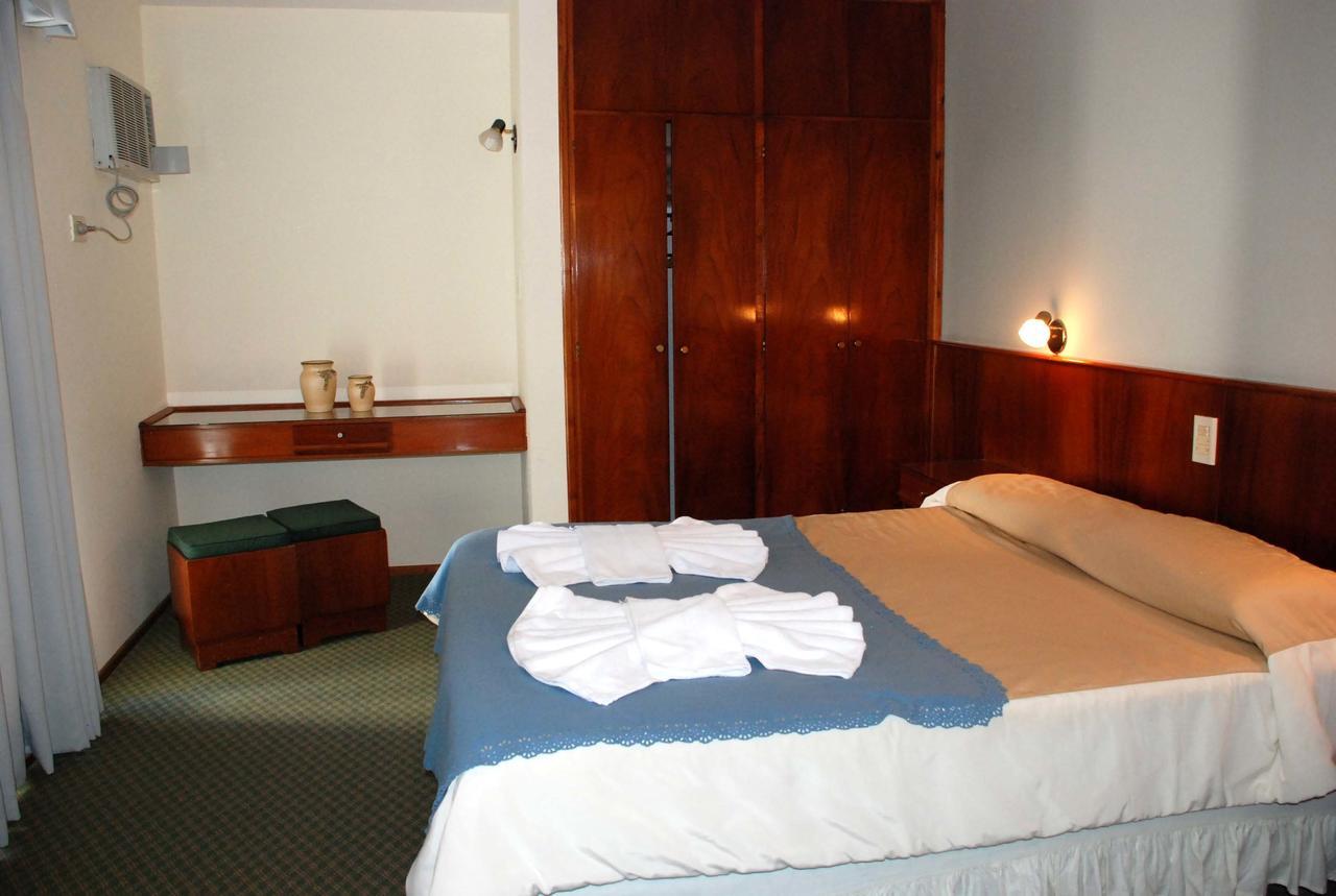Hotel La Posta Oncativo Phòng bức ảnh